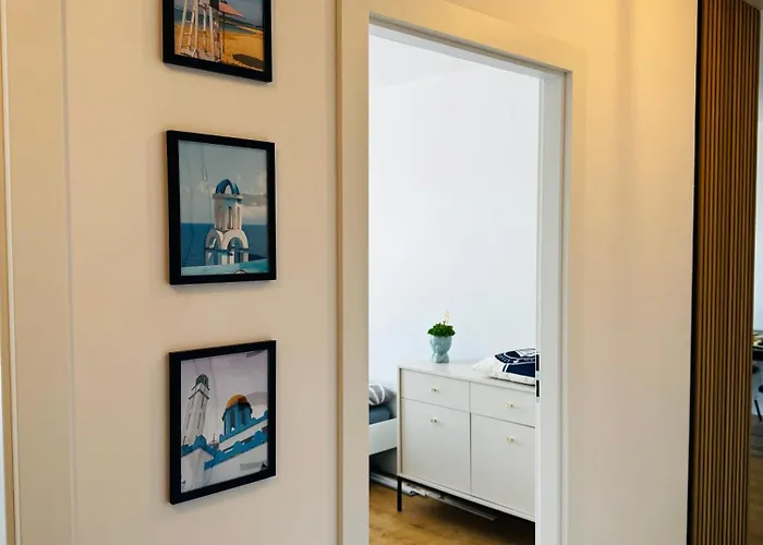 Sailor House